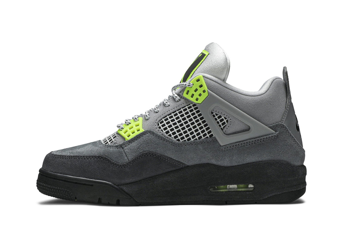 Retro 4 SE Sneakers — Neon 95 — CT5342-007