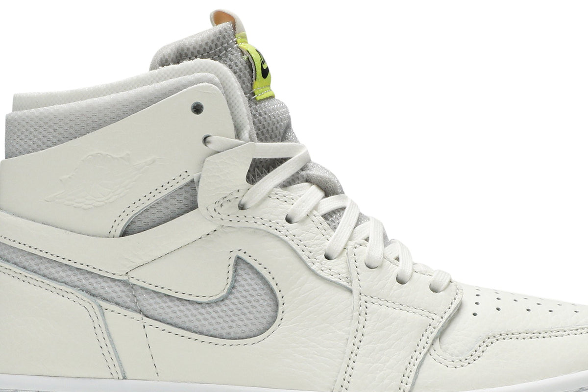 Retro 1 High Zoom Sneakers — Pearl White — CT0979-107