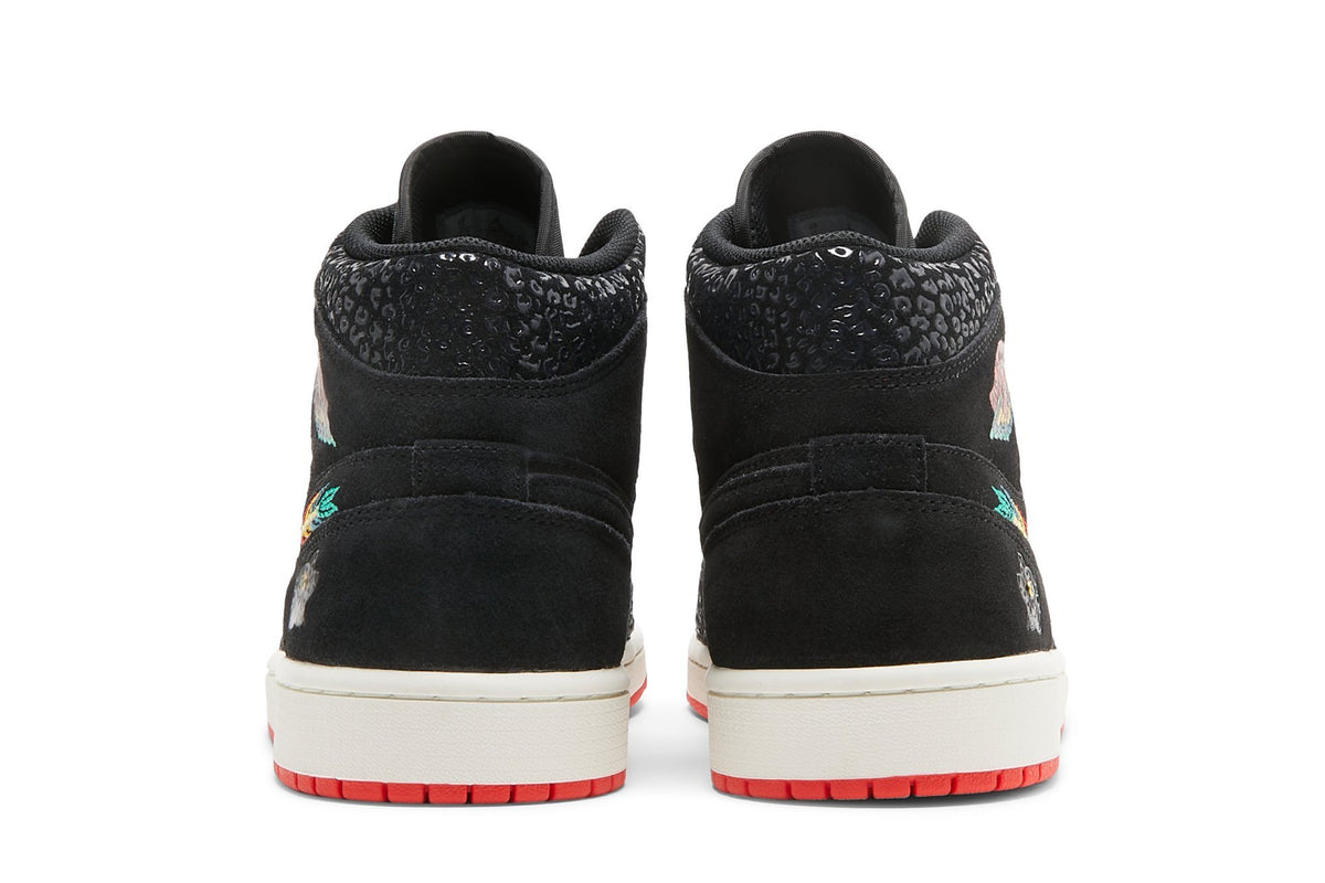 Retro 1 Mid SE Sneakers — SiEMPRE Familia — DN4904-001