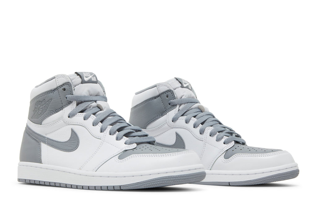 Retro 1 High OG Sneakers — Stealth — 555088-037