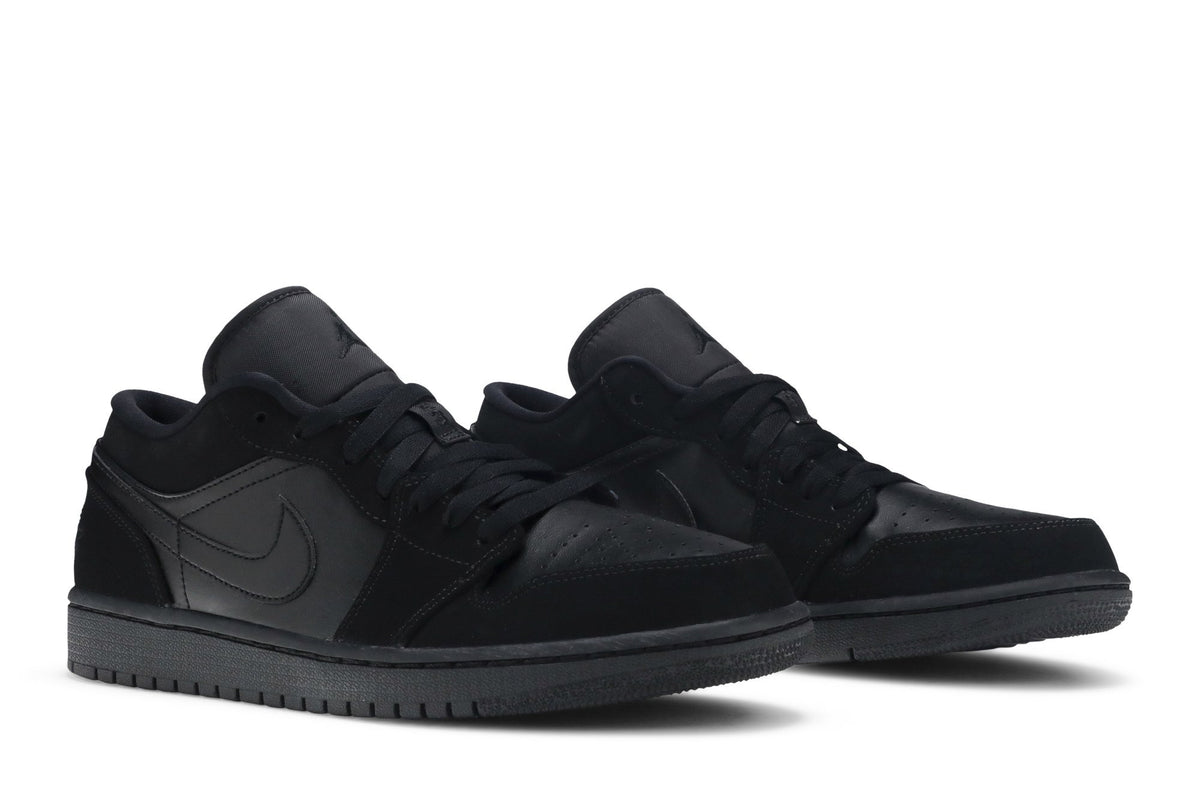Retro 1 Low Sneakers — Triple Black — 553558-025