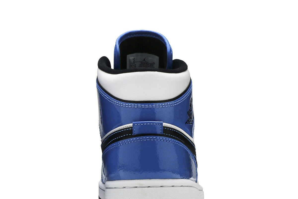 Retro 1 Mid SE Sneakers — Signal Blue — DD6834-402