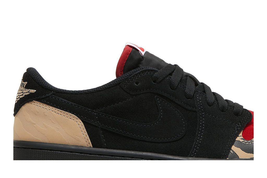 SoleFly Collaboration — Retro 1 Low OG SP Sneakers — Everglades — DN3400-001