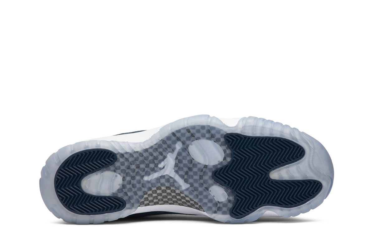 Retro 11 Low Sneakers — Navy Snakeskin — CD6846-102