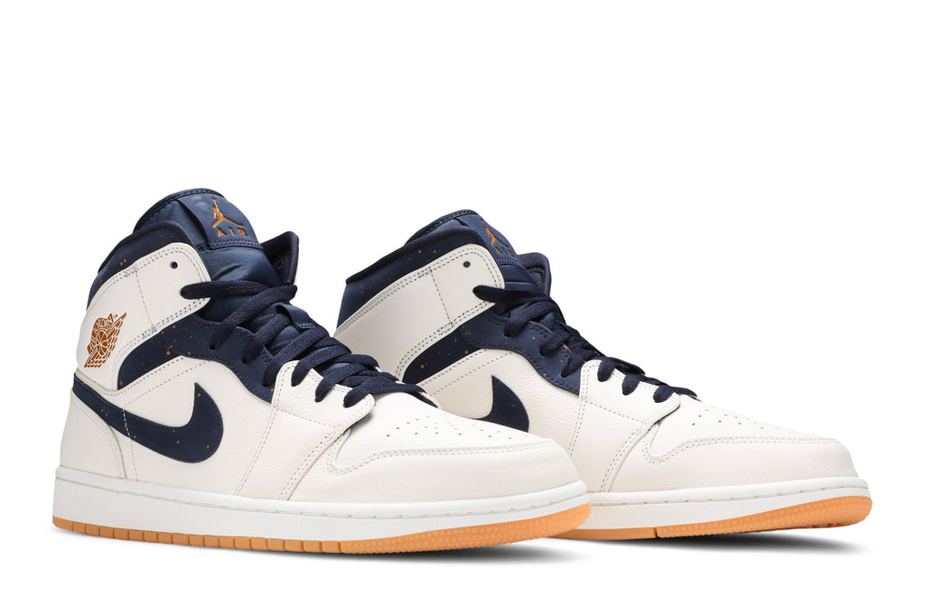 Retro 1 Mid Sneakers — Jeter — AH6342-104