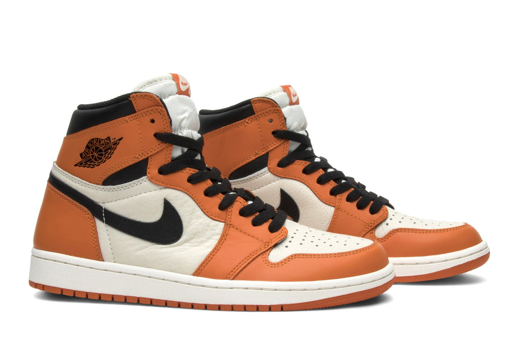 Retro 1 High OG Sneakers — Shattered Backboard Away — 555088-113