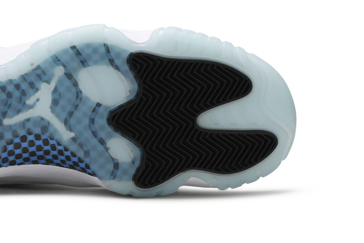 Retro 11 Low Sneakers — Legend Blue — AV2187-117