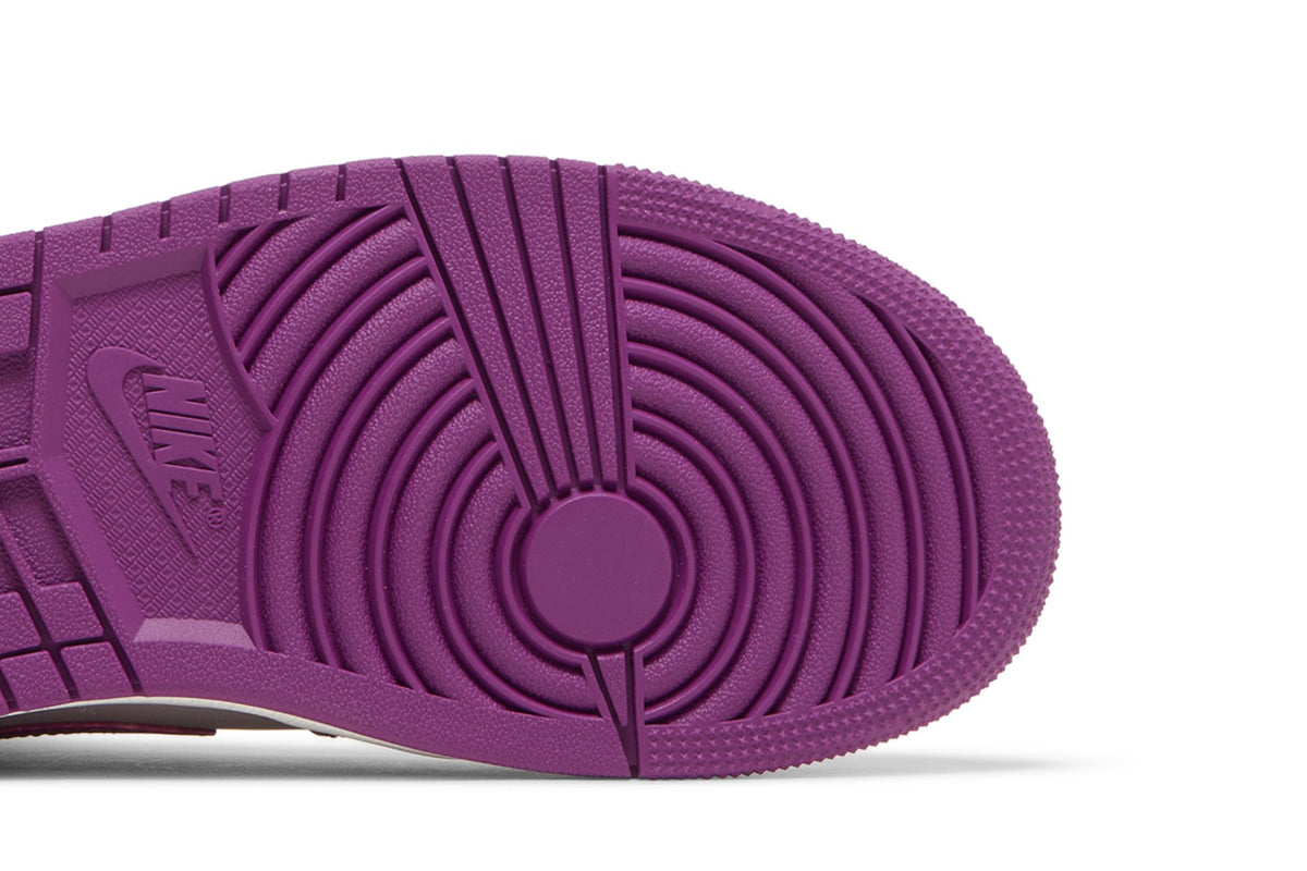 Retro 1 Mid Sneakers — Magenta — BQ6472-501